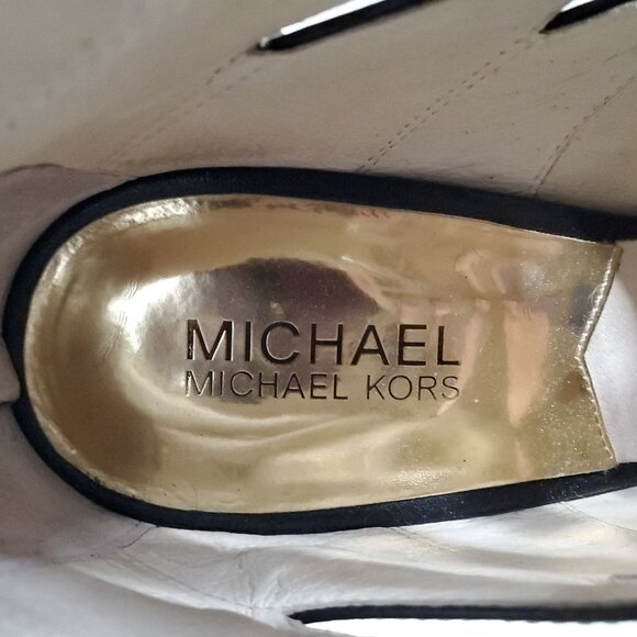 Michael Kors 10 Mavis Strappy Leather Back Logo Zipper Stiletto Pointed Bootie - Picture 7 of 12